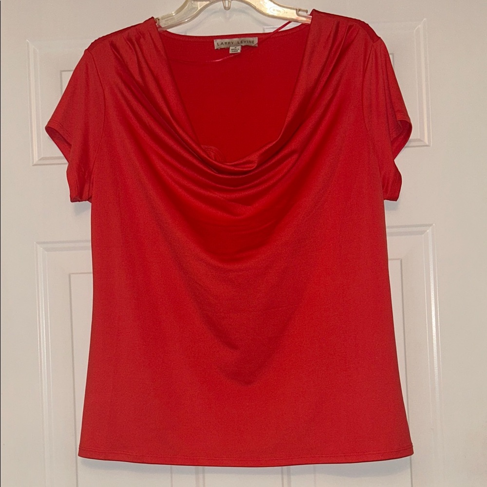 Larry Levine Draped Neck SS Top M Red Weighted Versatile Casual Dressy Career